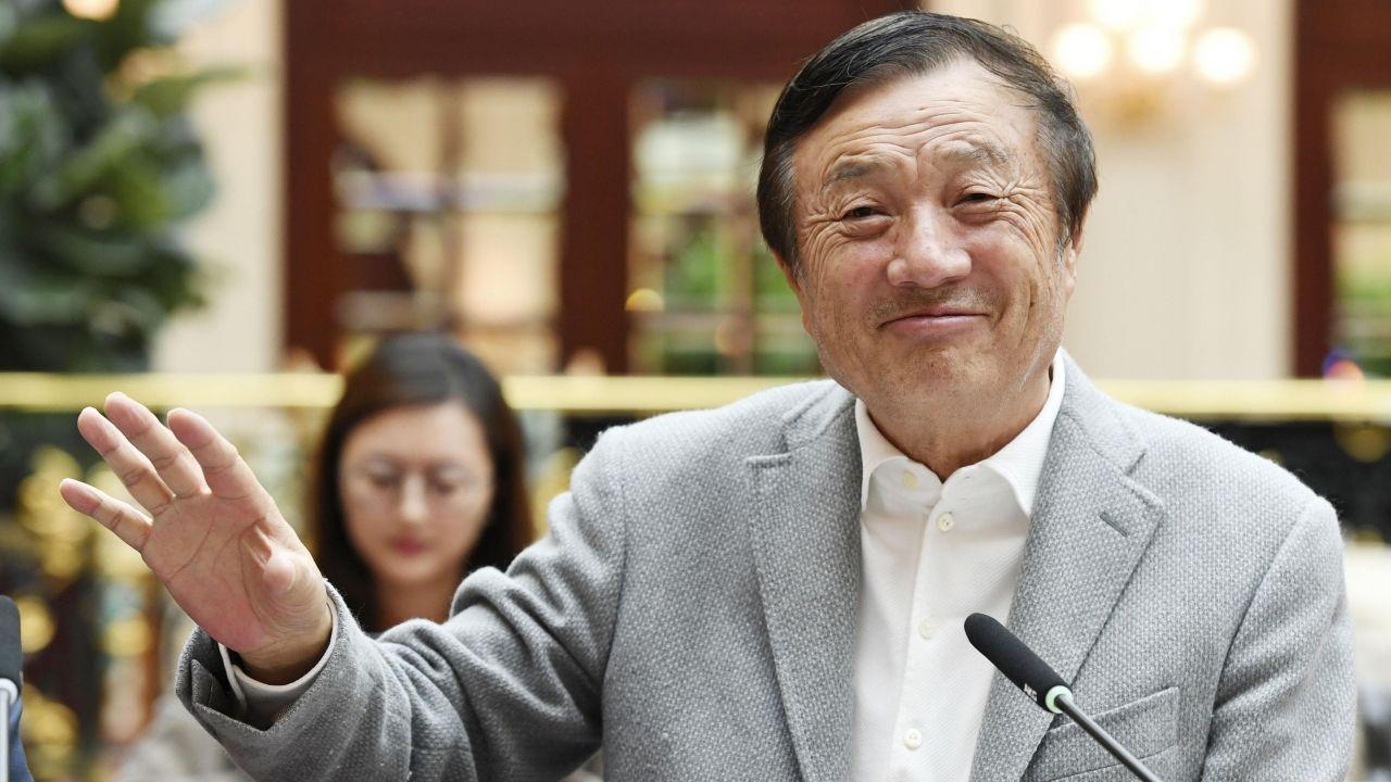 雷军接受采访时的紧张与坦然，一位企业家的真实一面