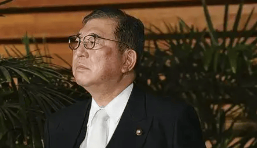 石破茂疑在广岛核爆纪念式上打瞌睡石破茂在广岛核爆纪念仪式上疑似打瞌睡，引发社会热议