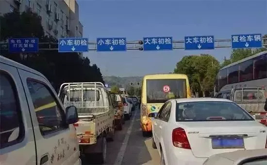 服务区沉睡5年外地车