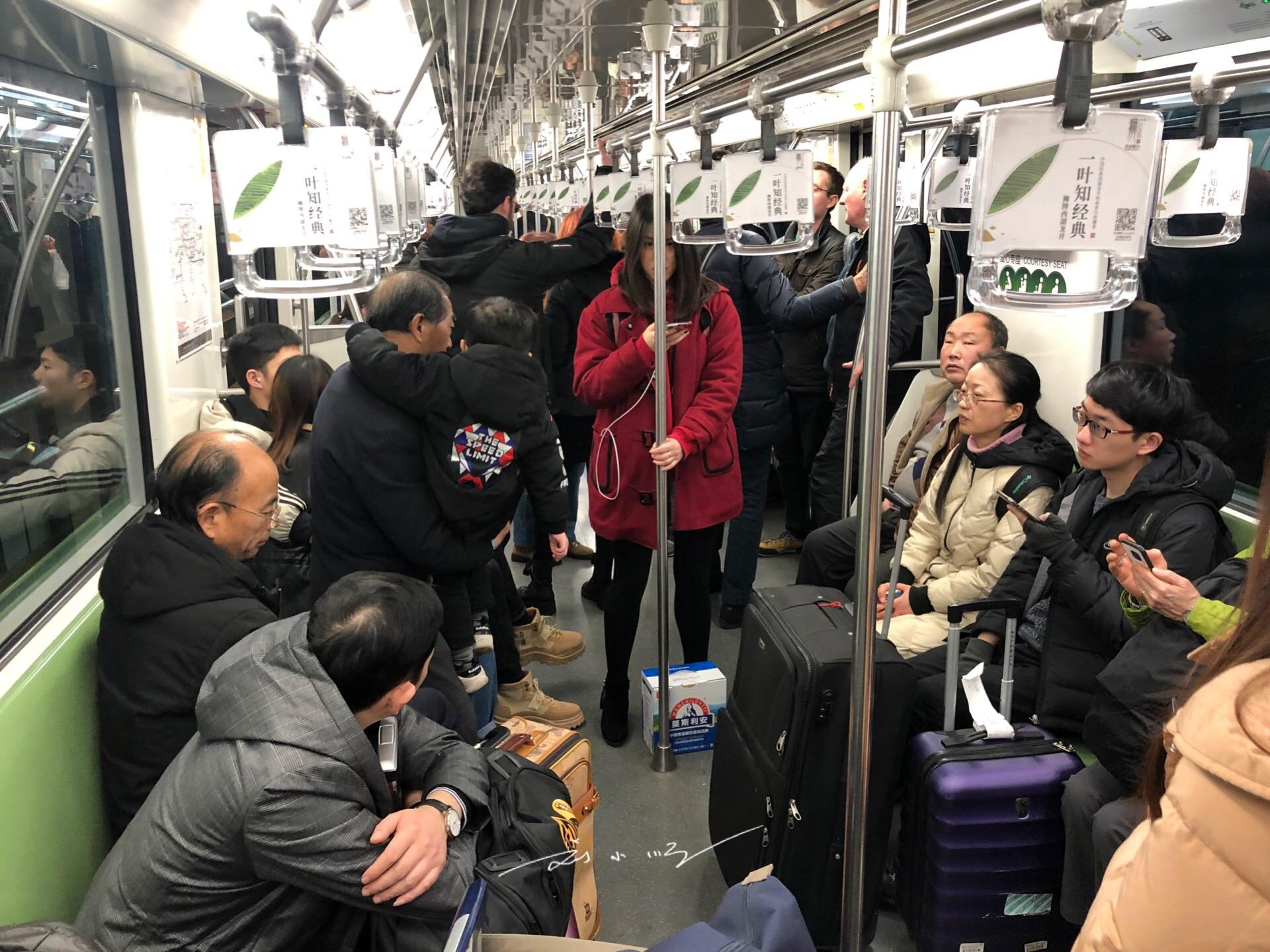 上海地铁出现事故的原因