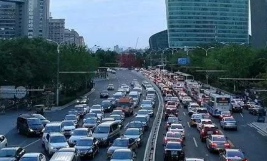 五一出行 劝你别用车站免费充电线