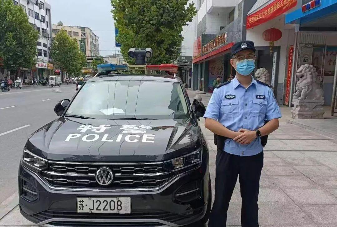 藏蓝与青春