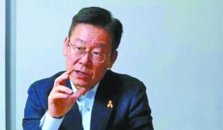 探究李在明为何突然展现反日姿态
